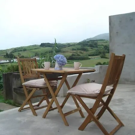 Um Cantinho De Sossego Konukevi 3*