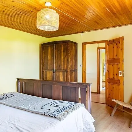 Um Cantinho De Sossego Nordeste (Azores)